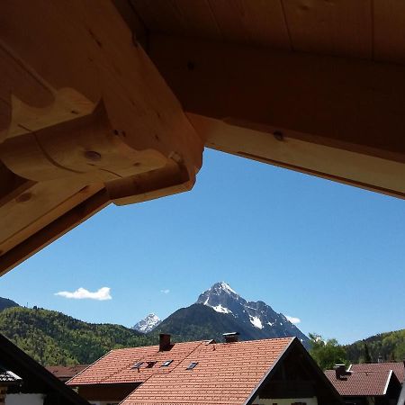 Ferienwohnungen Satzger Mittenwald Bagian luar foto
